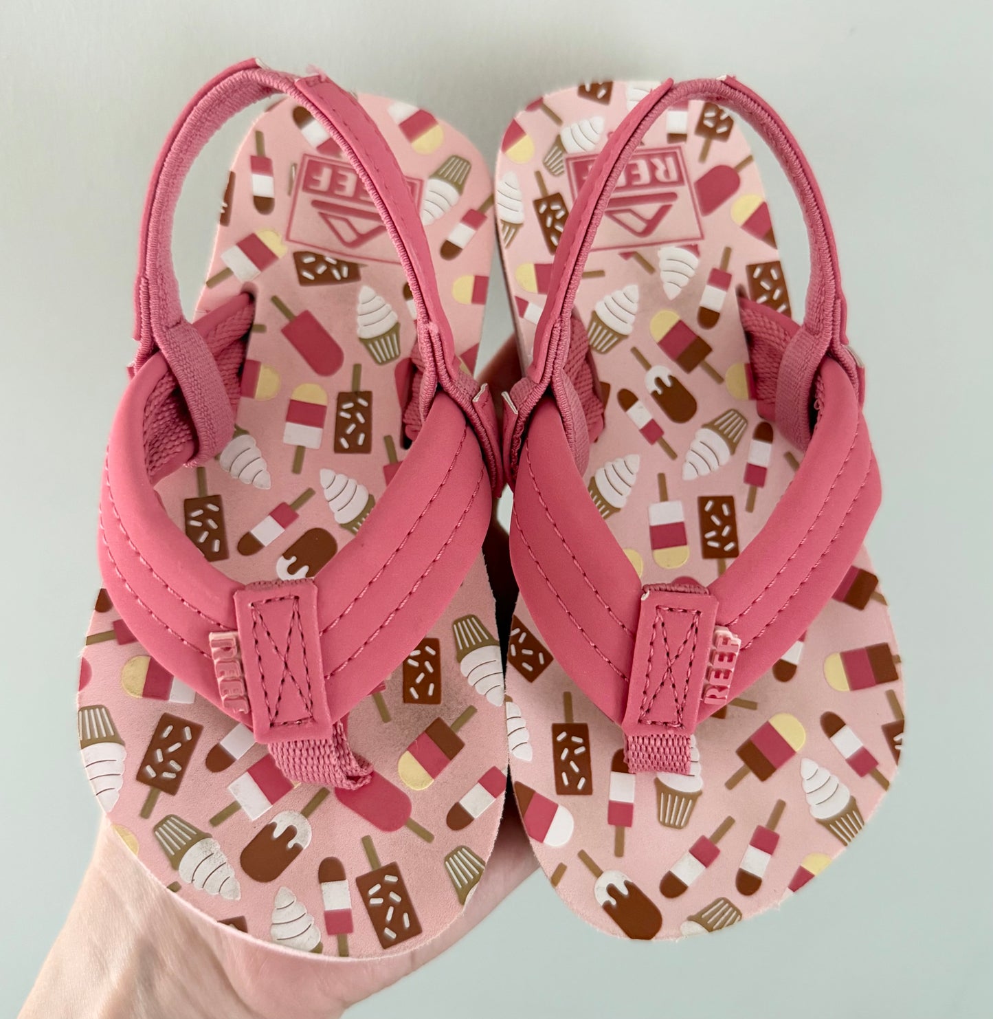 Reef Little Ahi Ice Cream Truck Flip Flop Sandals (C7/8)