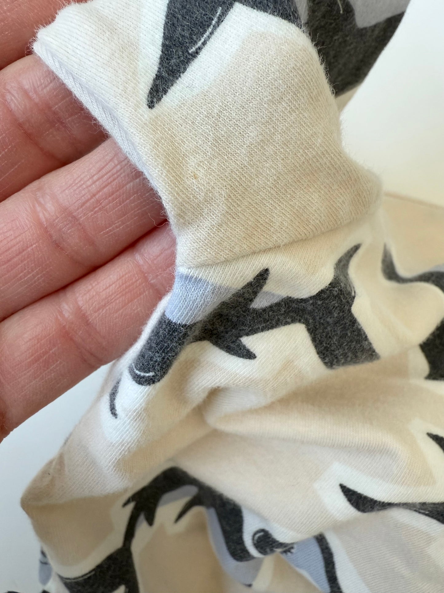Bonds Wondersuit Off White & Hammer Head Sharks Sleeper Romper (3-6 Months)