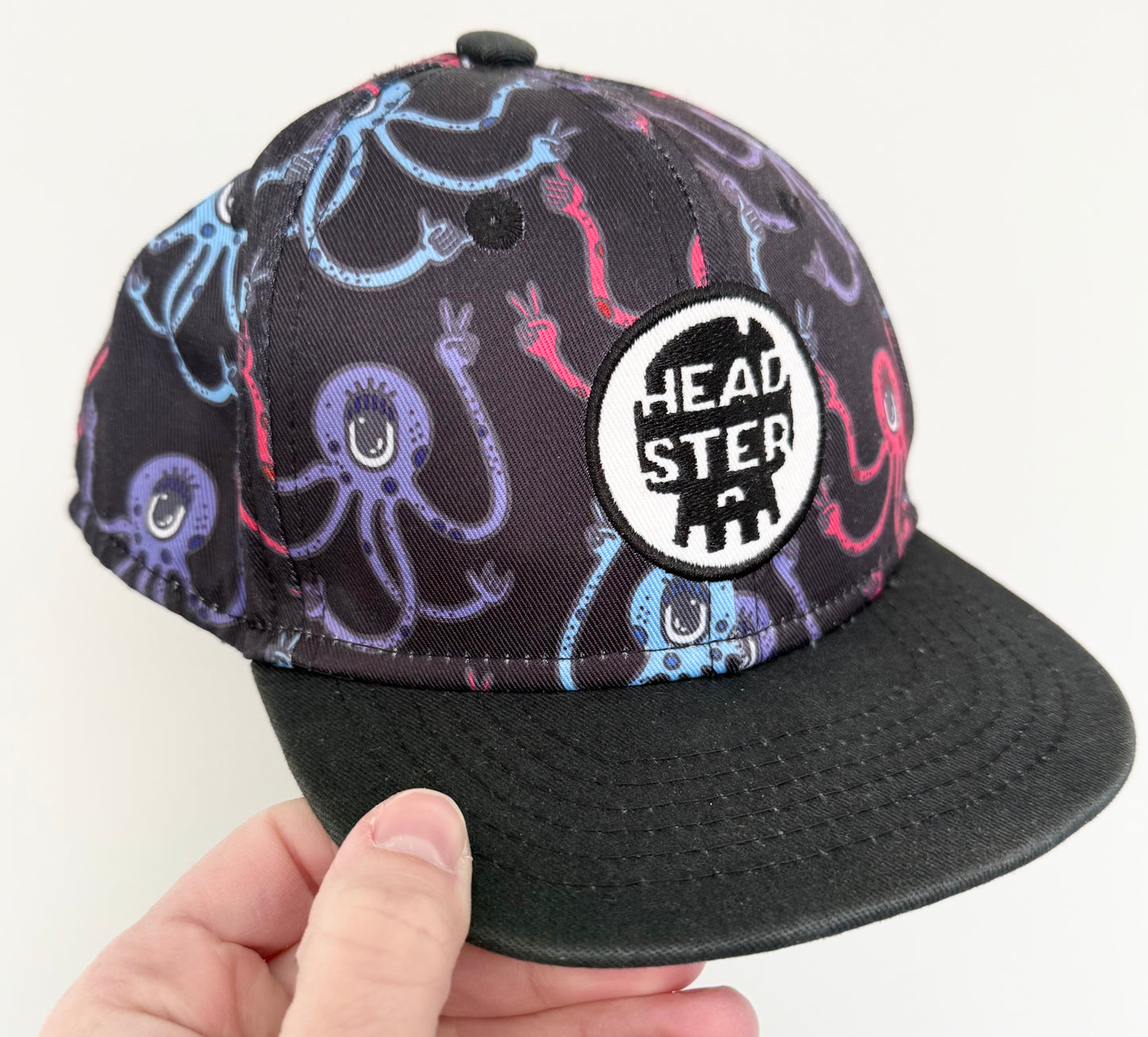 Headster Black & Colorful Octopus Aliens SnapBack Hat (48CM)