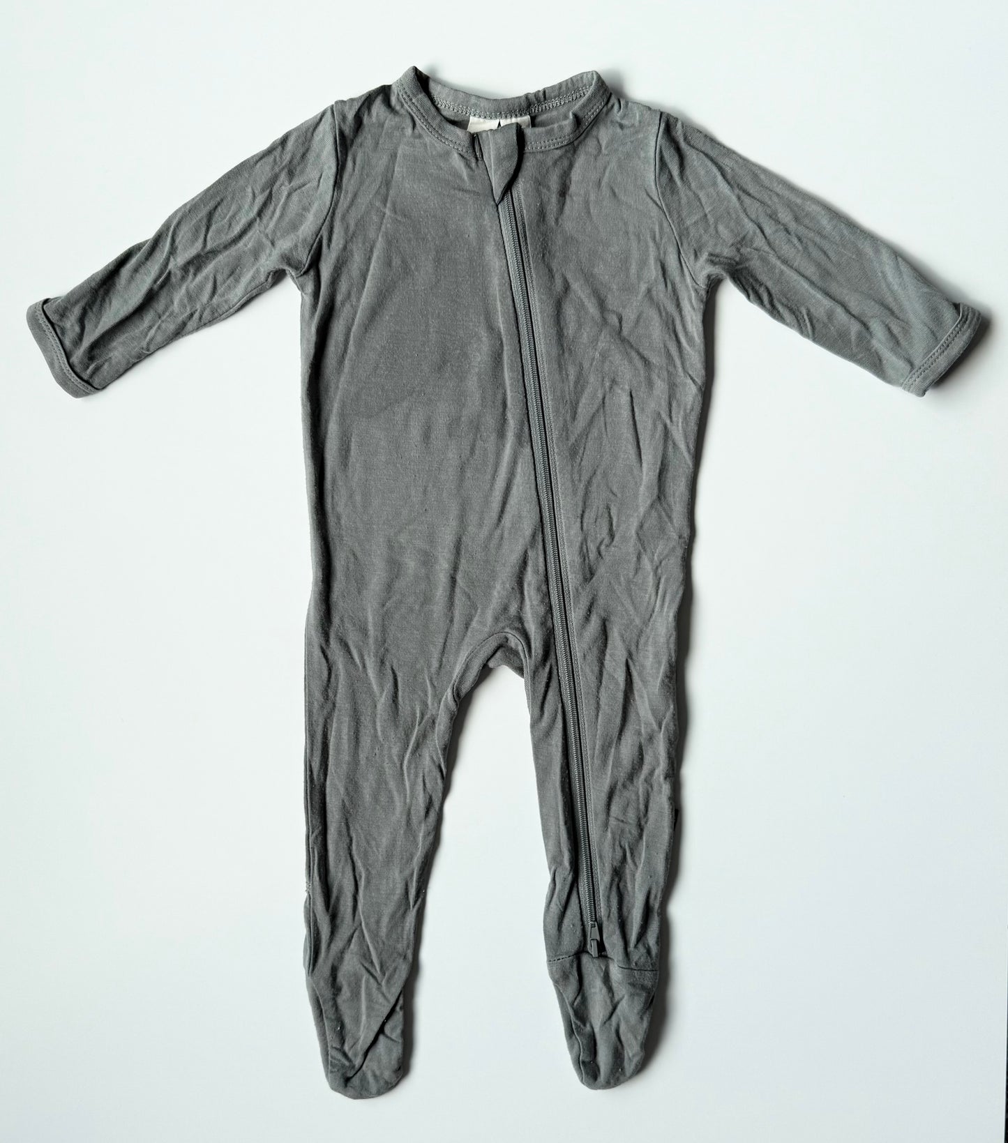 Kyte Charcoal Zipper Footie Sleeper (0-3 Months)