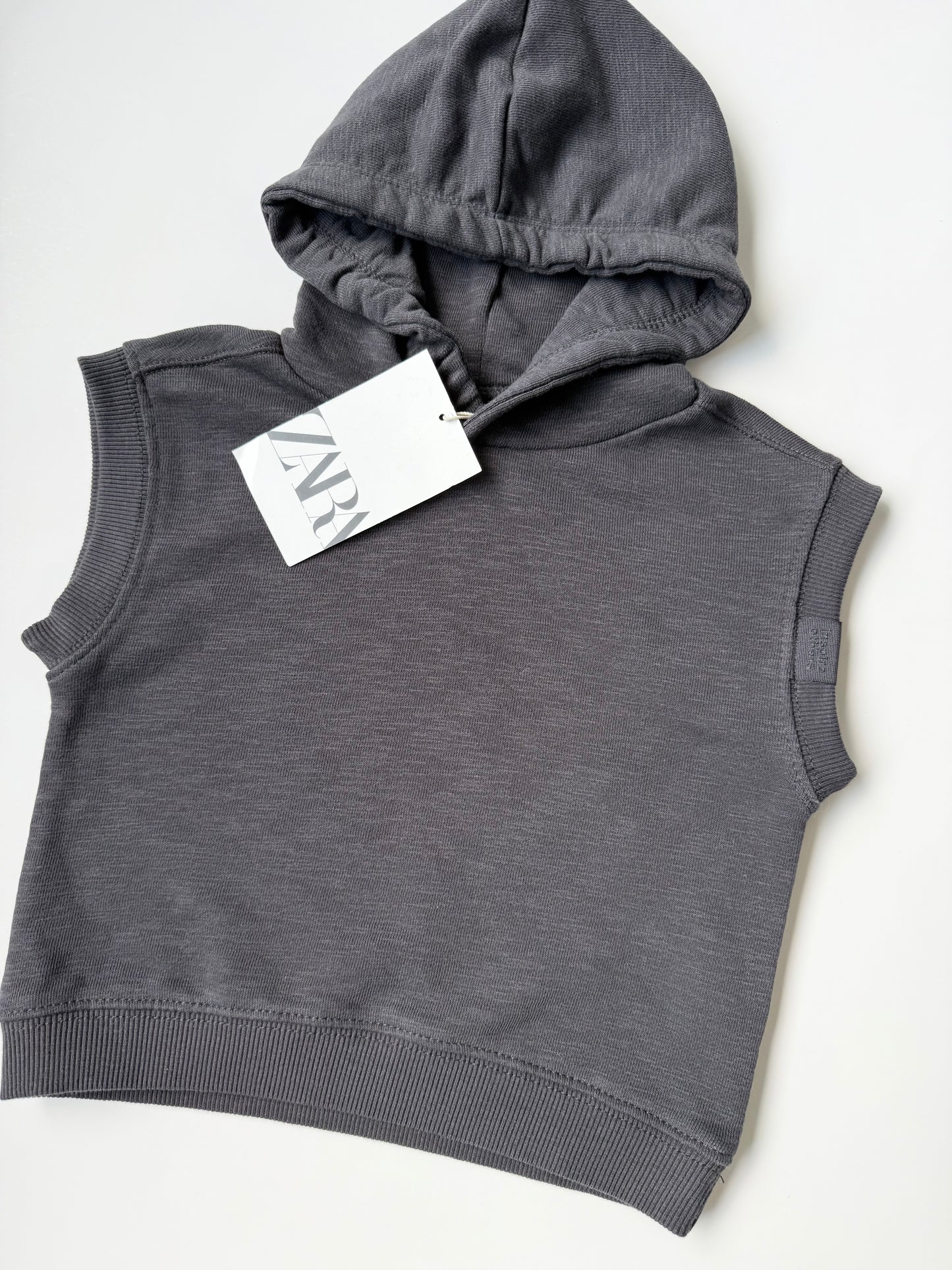 Zara Black Hooded Vest - New (9-12 Months)
