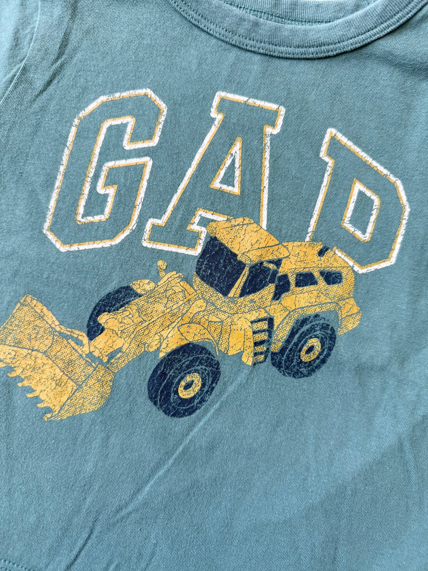 Baby Gap Green Front Loader T-Shirt (18-24 Months)