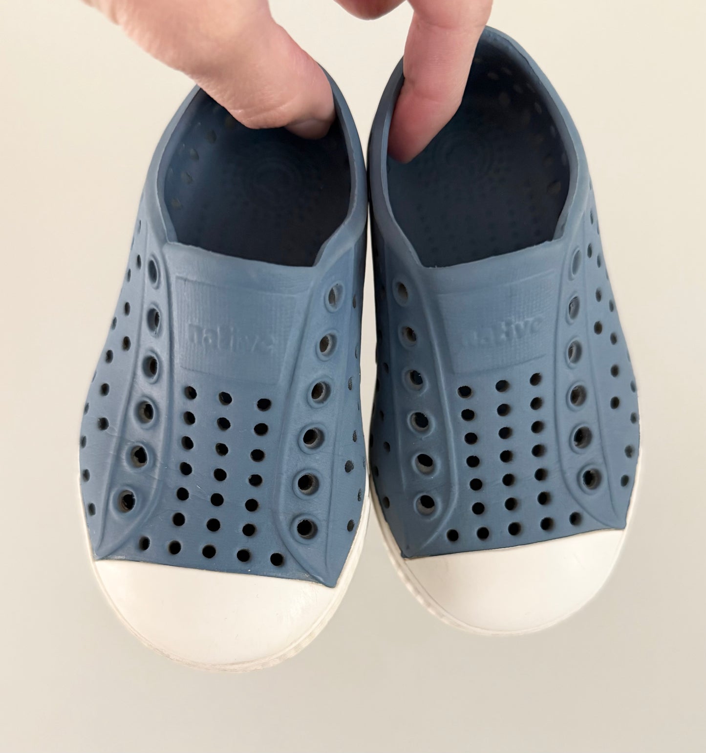 Native Blue Jefferson Slip Ons (C6)