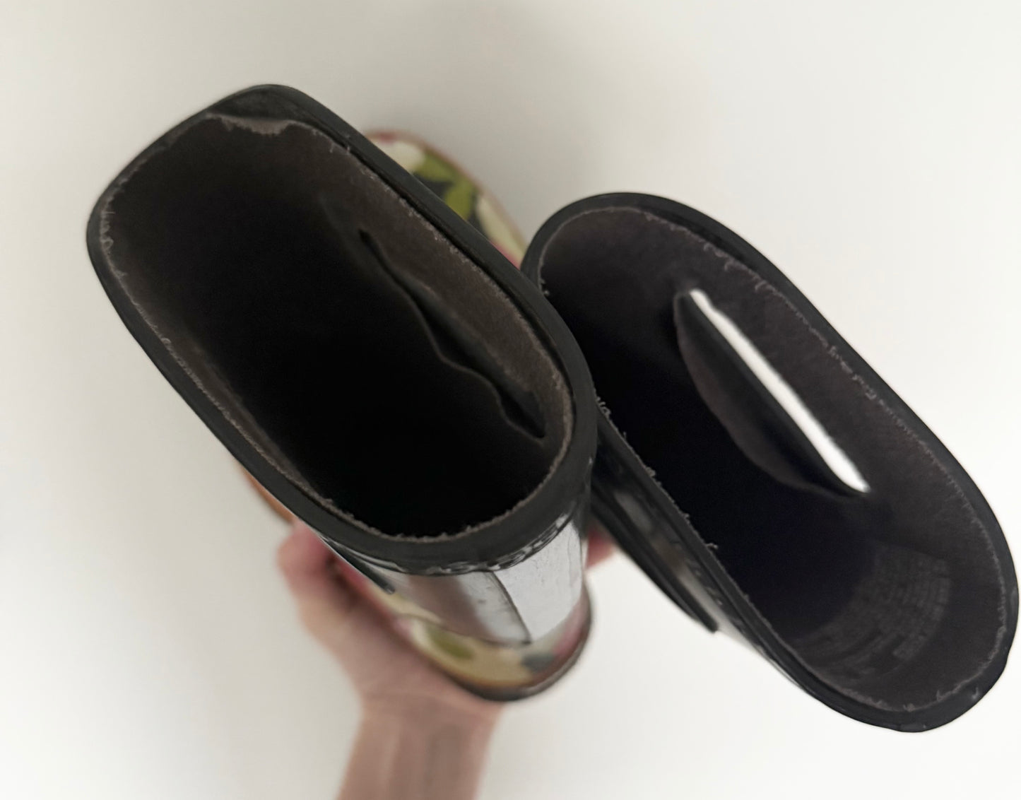 BOGS Spring Flowers Black Rubber Boots (13)