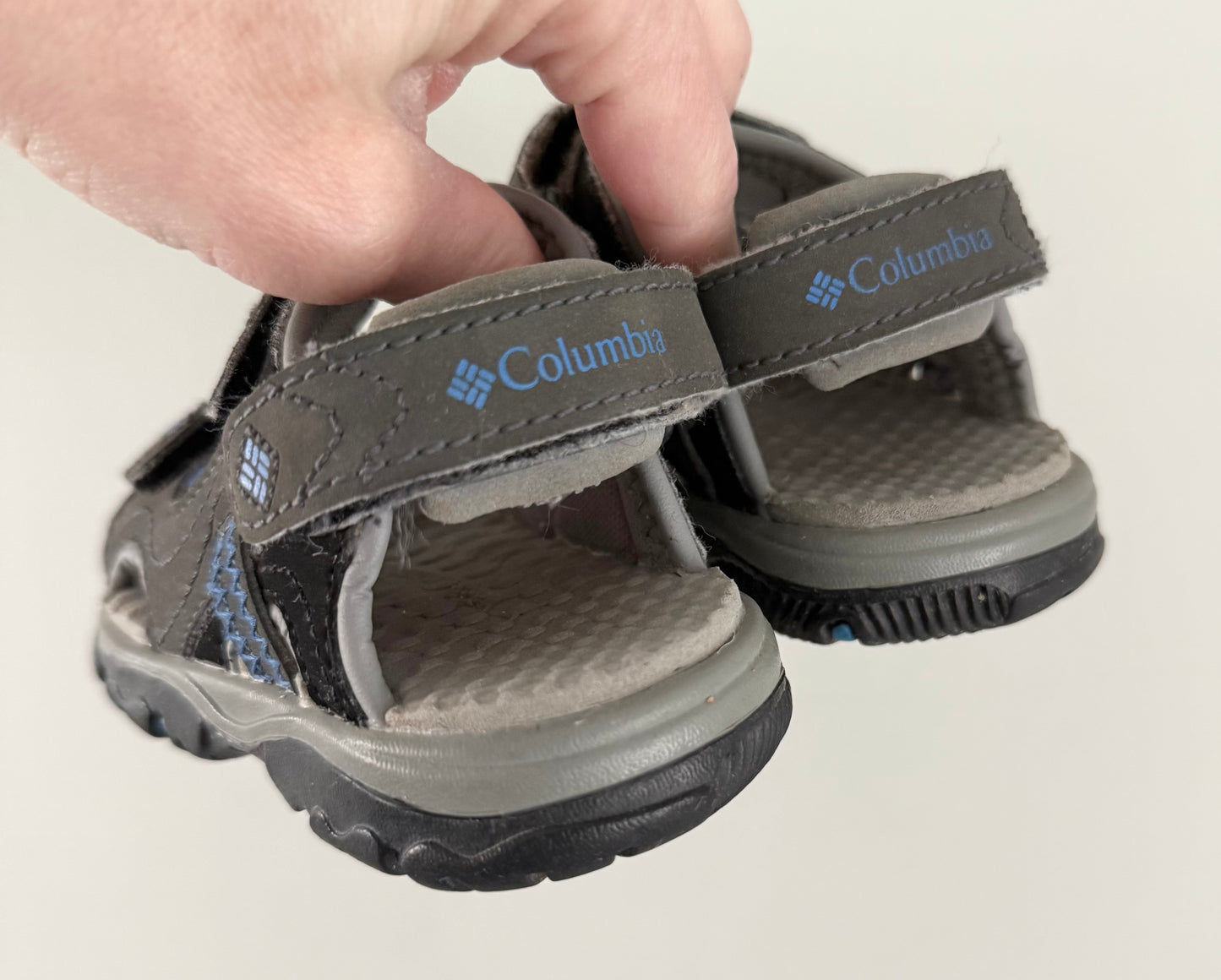 Columbia Techsun Grey Velcro Strap Sandals (7)