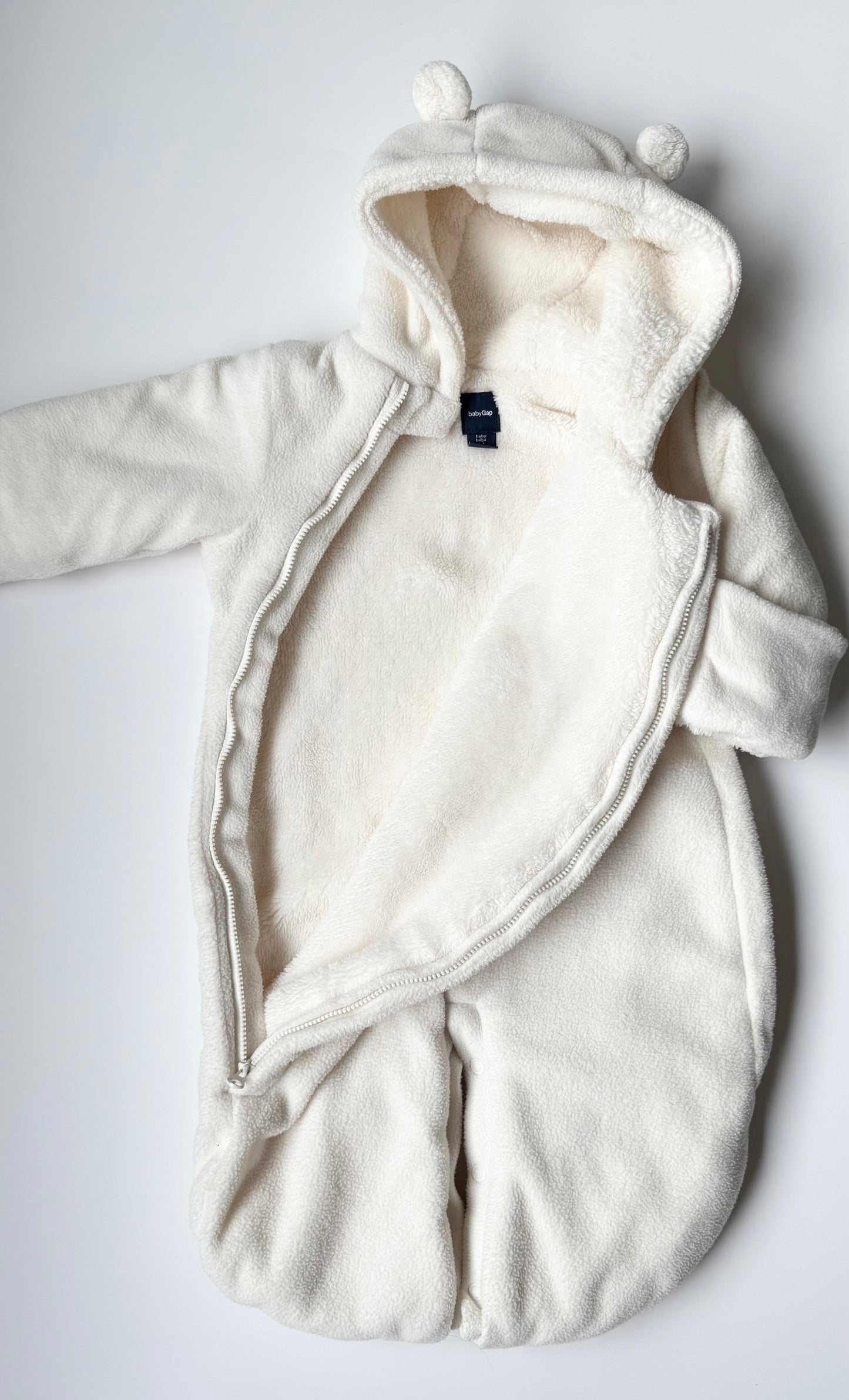 Baby Gap White Fleece Bunting Sack (3-6 Months)