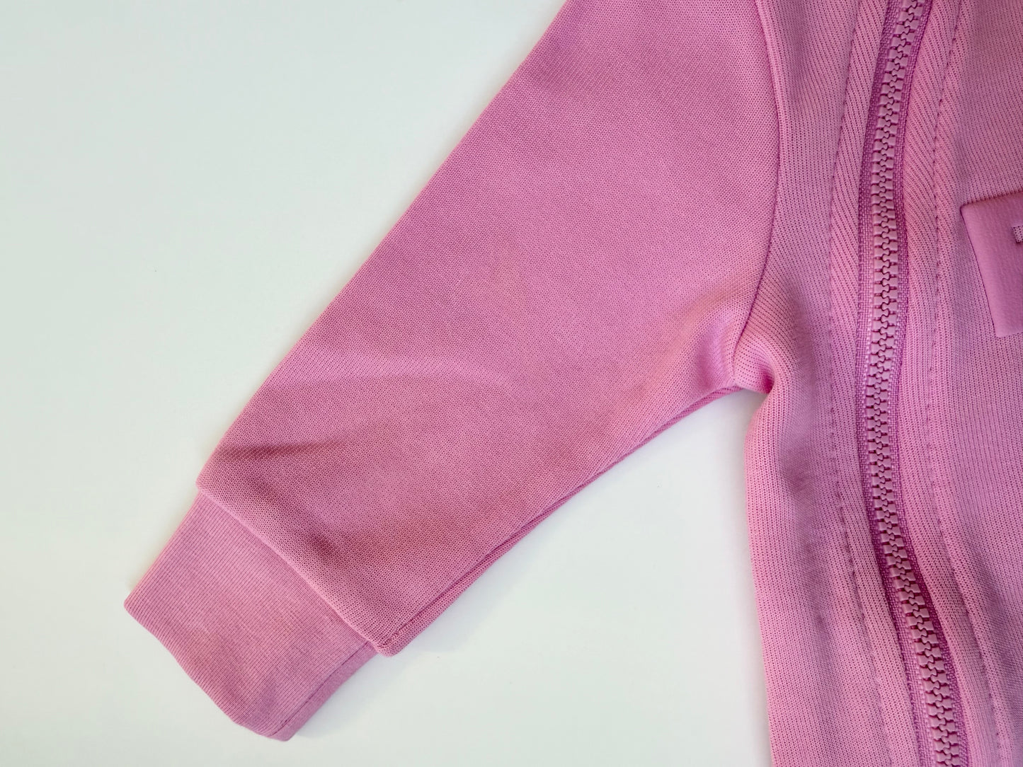 Bonds Hot Pink Tech Sweat Wondersuit (0-3 Months)