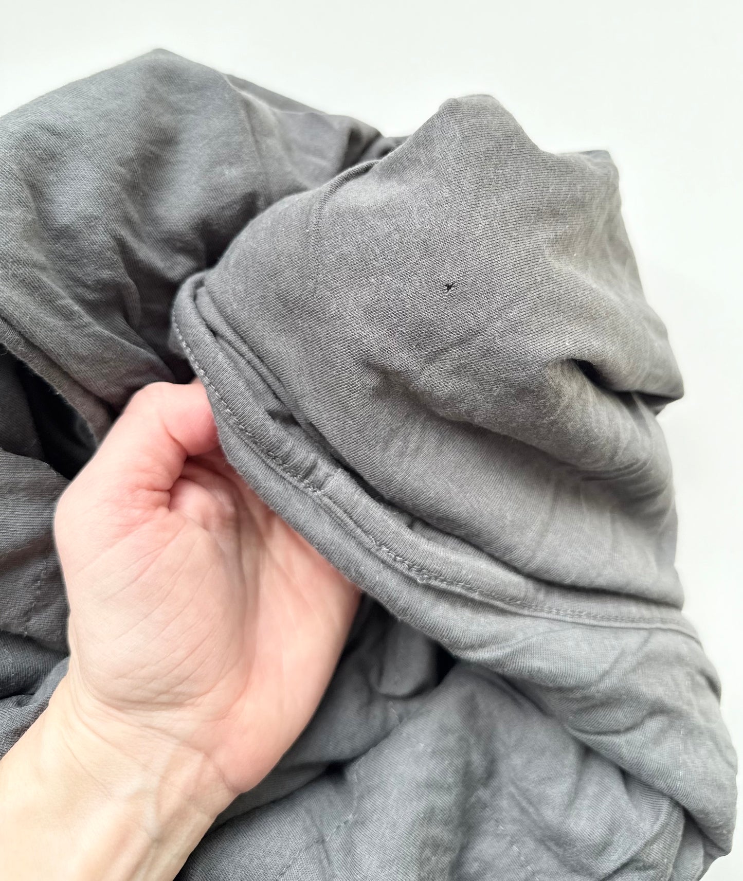 Perlim Pinpin Dark Grey Blanket