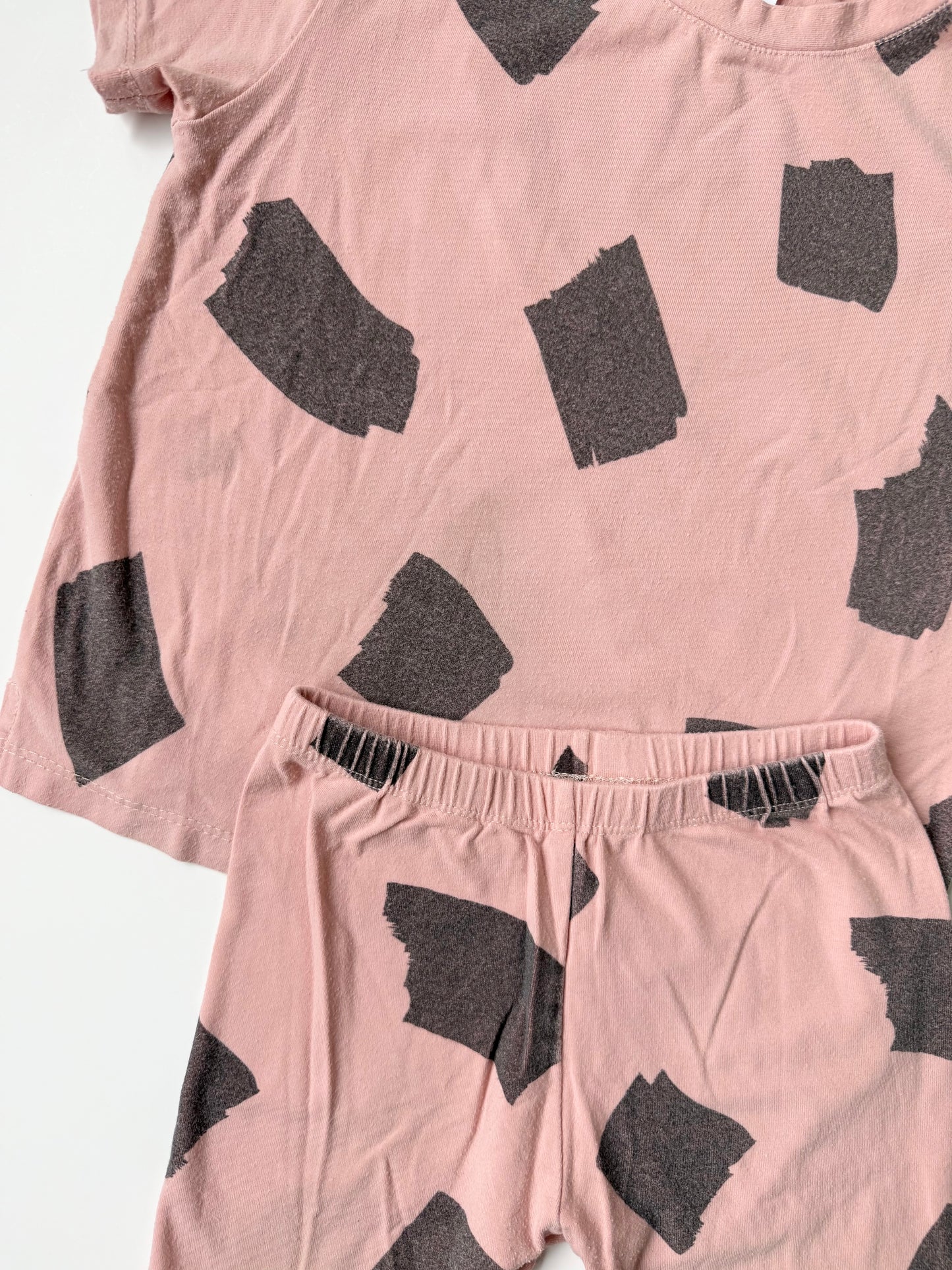 Posh & Cozy Pink & Black Strokes T-Shirt & Matching Biker Shorts Set (3T)