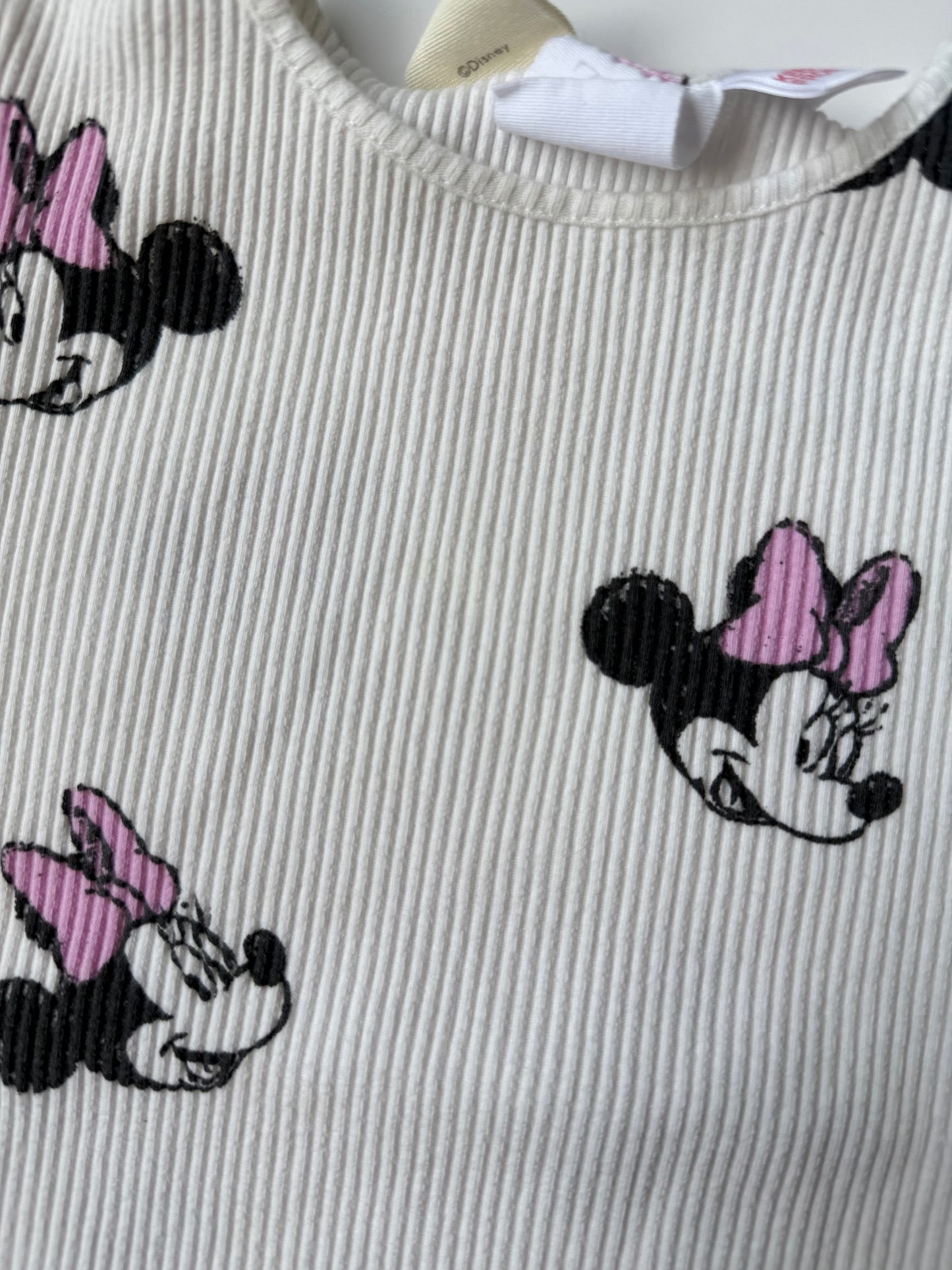 Zara x Disney Minnie Mouse White Ribbed T-Shirt (9-12 Months)