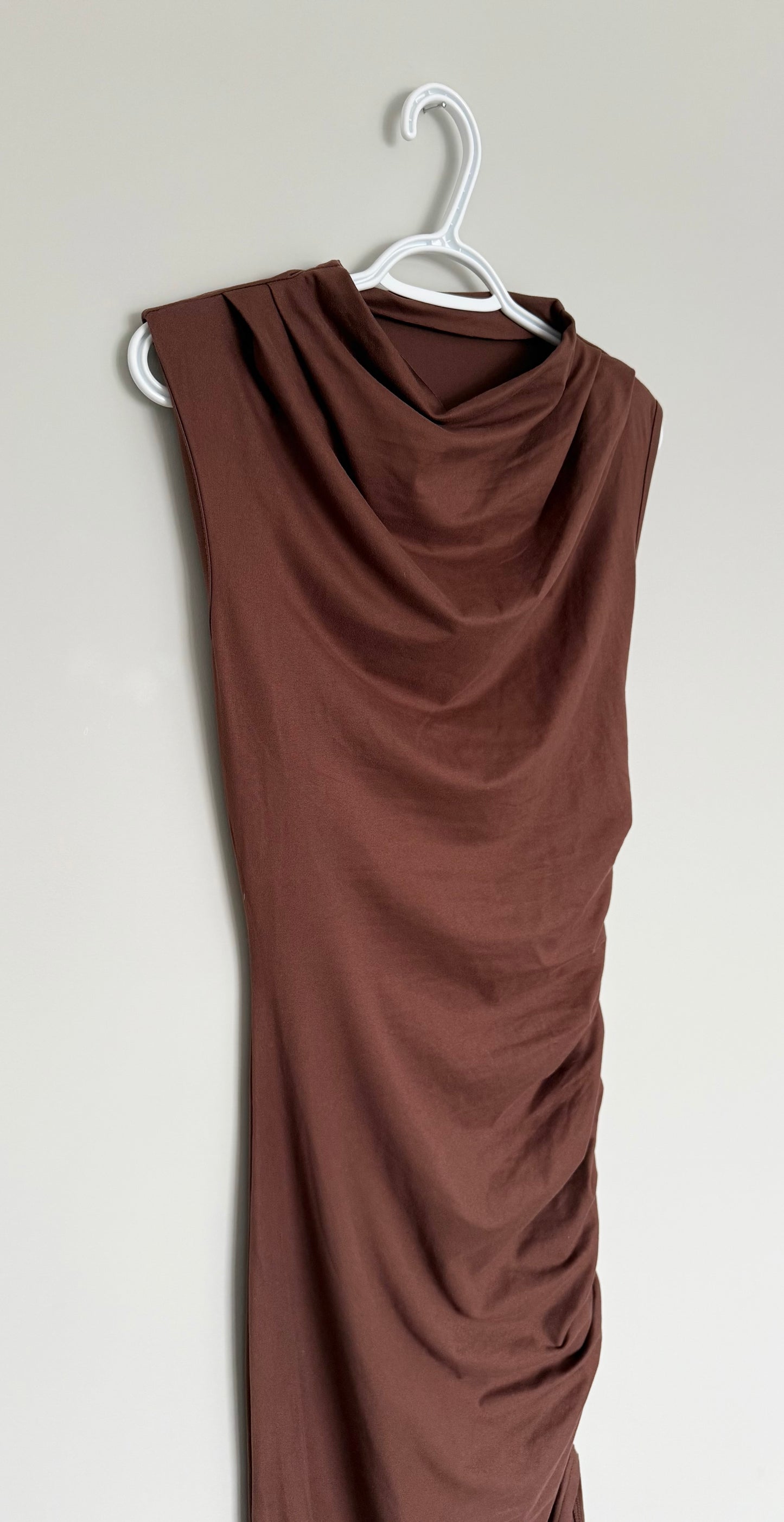 Women’s Shein Brown Long Fitted Sleeveless Dress (Small)