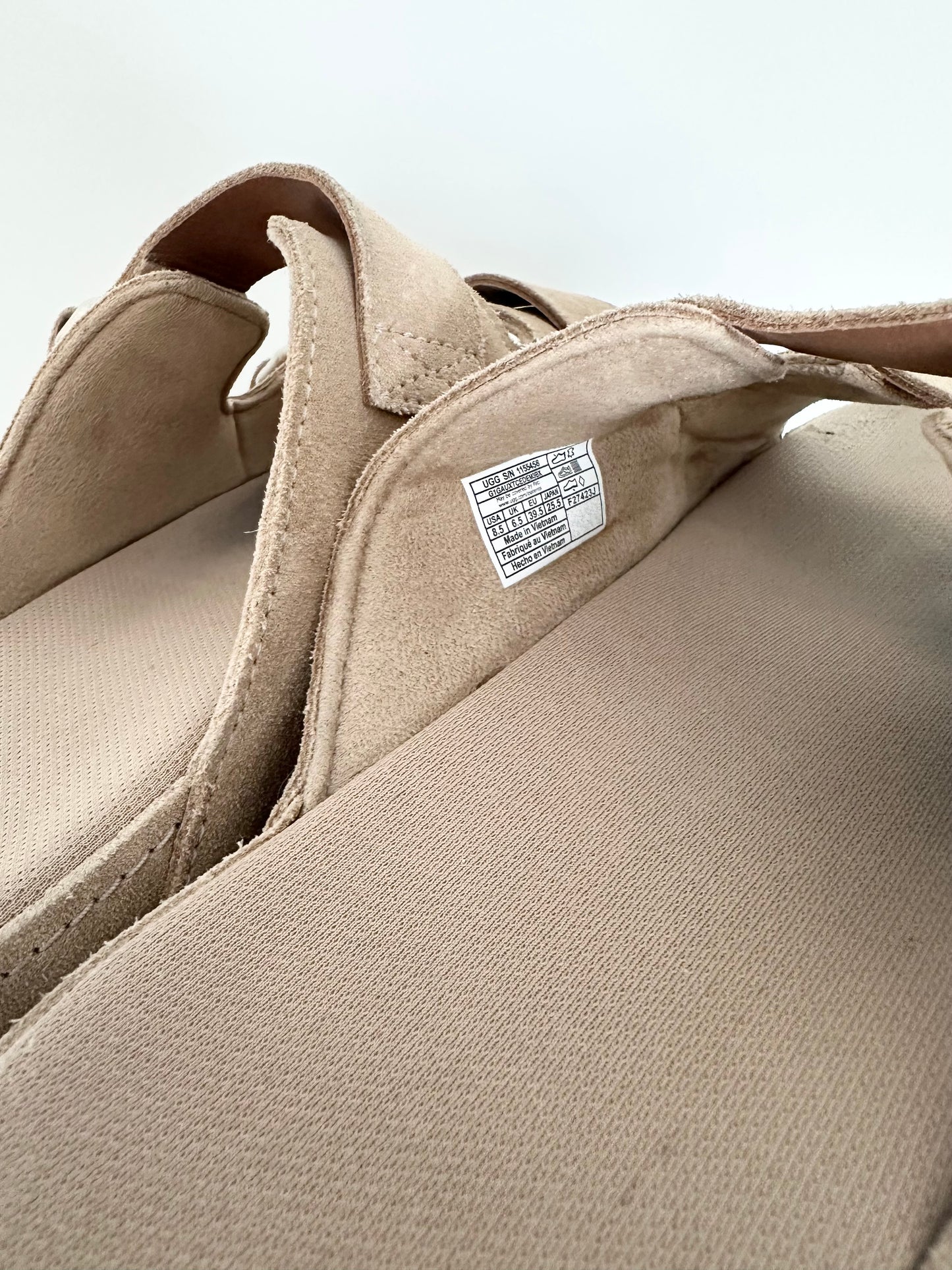 Women’s UGG Goldenstar Hi Slide - Sand (8.5)