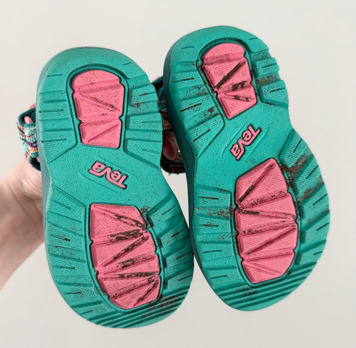 Teva Turquoise & Pink Unicorn Hurricane XLT 2 Velcro Strap Sandals (5)