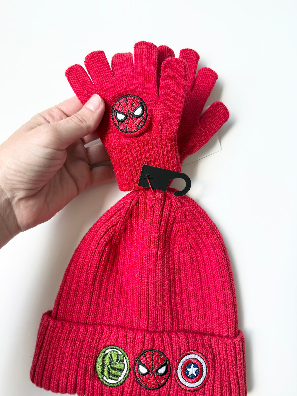 H&M x Marvel Red Spiderman & Avengers Knit Beanie & Matching Finger Gloves Set - New (2-6 Years)