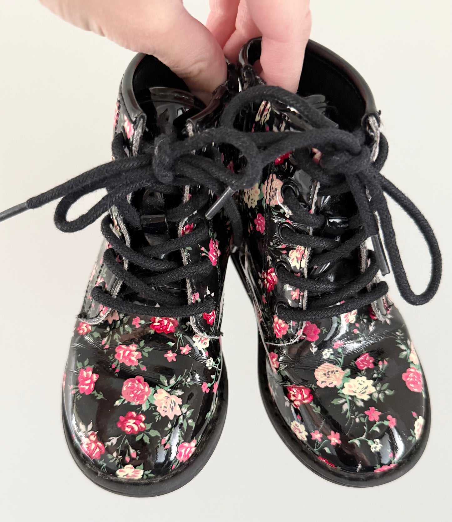 The Children’s Place Dark Floral Fall Boots (7)