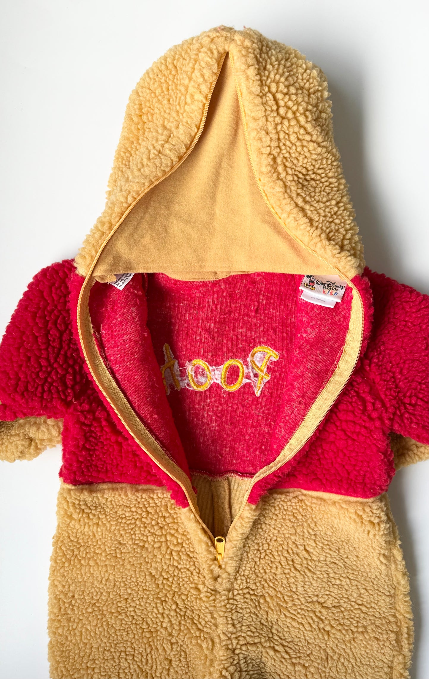 Vintage/Y2K Walt Disney World Kids Sherpa Winnie the Pooh Costume (2-4 Years)