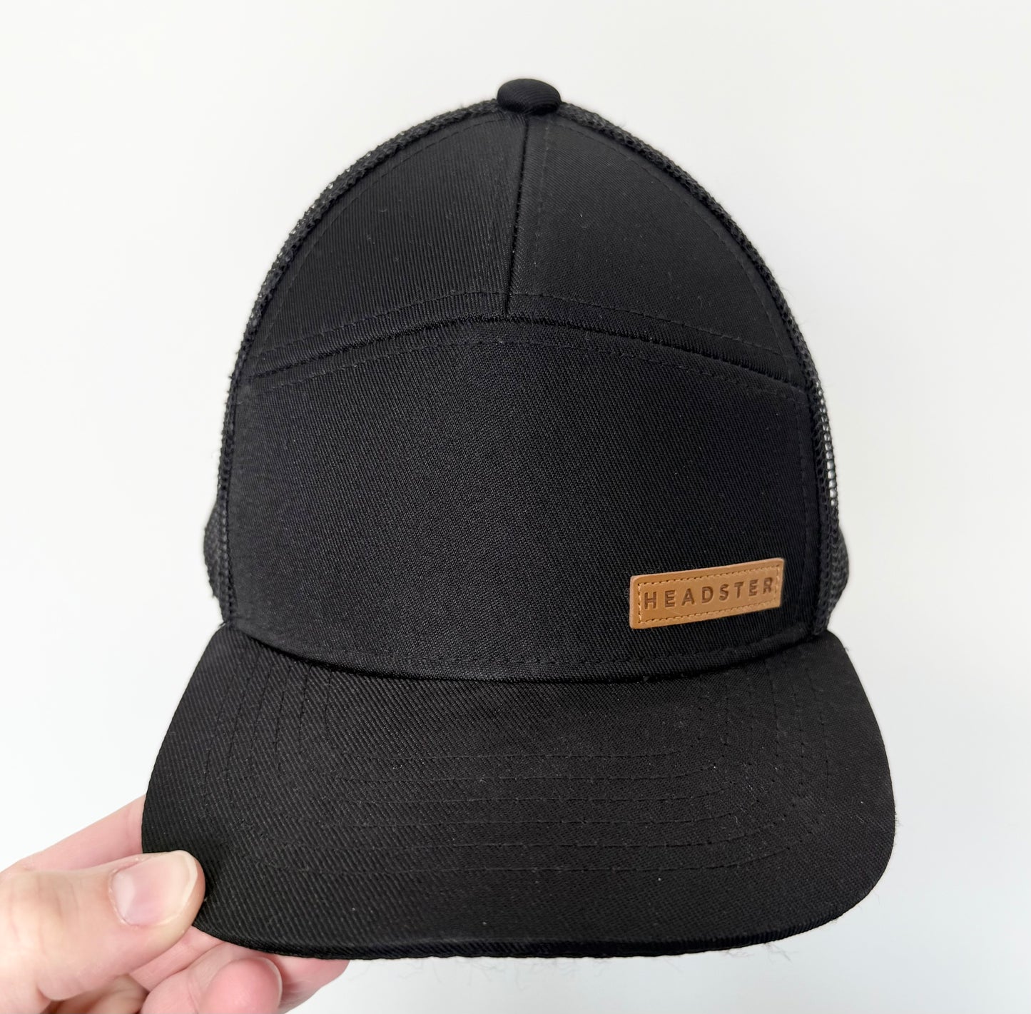 Headster Black Mesh SnapBack Hat (48CM)