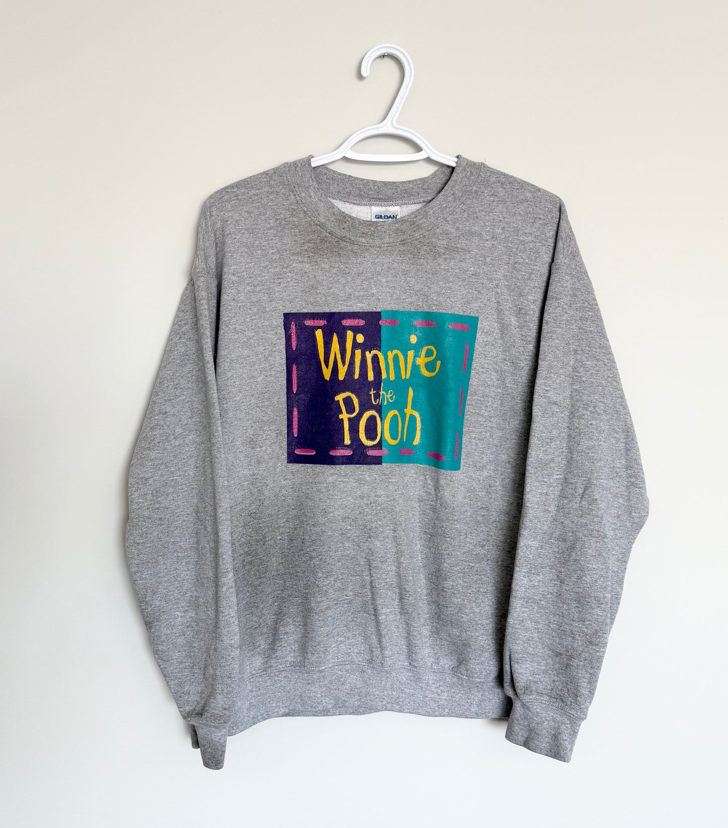 Women’s Vintage Winnie the Pooh Grey Crewneck (Medium)