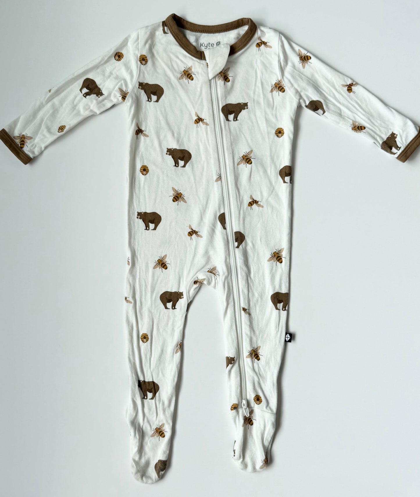 Kyte Honey Bear Zipper Footie Sleeper (3-6 Months)