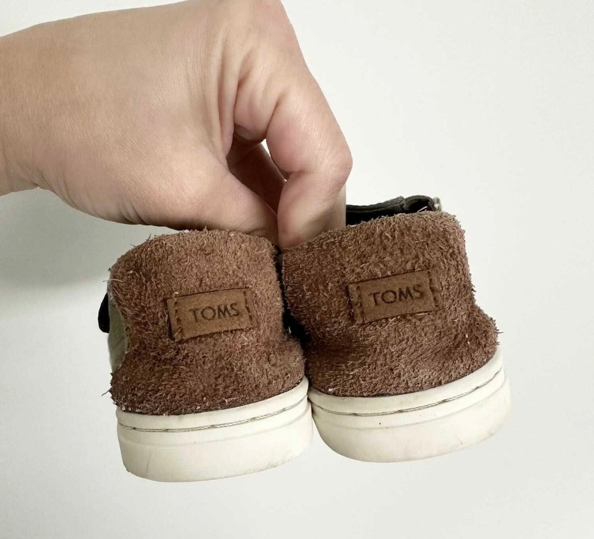 Toms Green Camouflage Slip Ons (9)