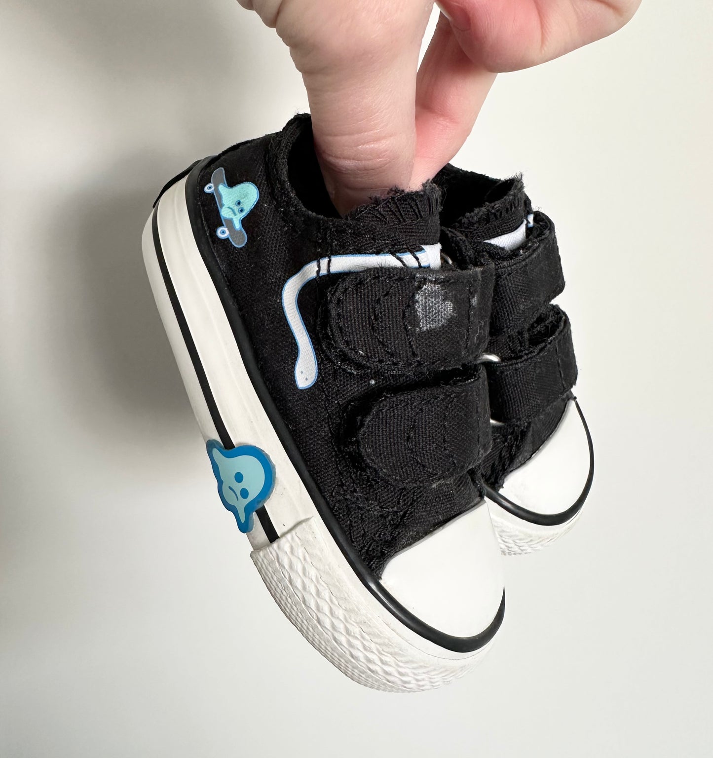 Converse Skateboarding Ghosts Velcro Sneakers (2)