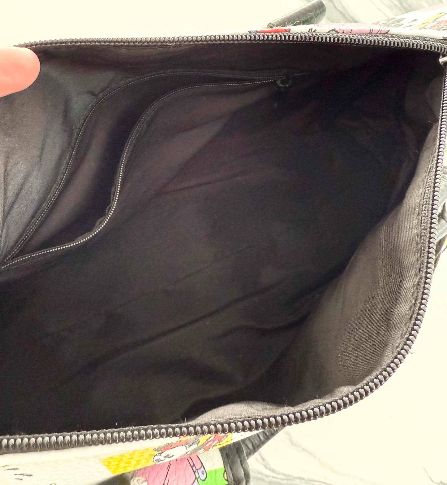 Disney Parks White Old School Mickey & Minnie Comic Strip Handbag