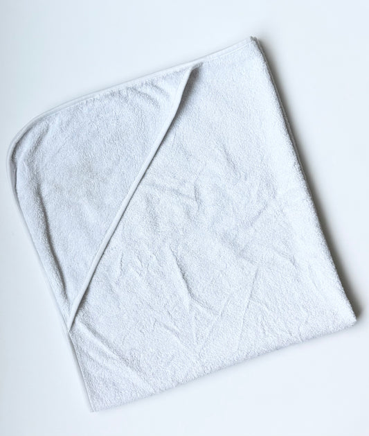 Kyte Bamboo Terry Hooded Infant Bath Towel in Cloud