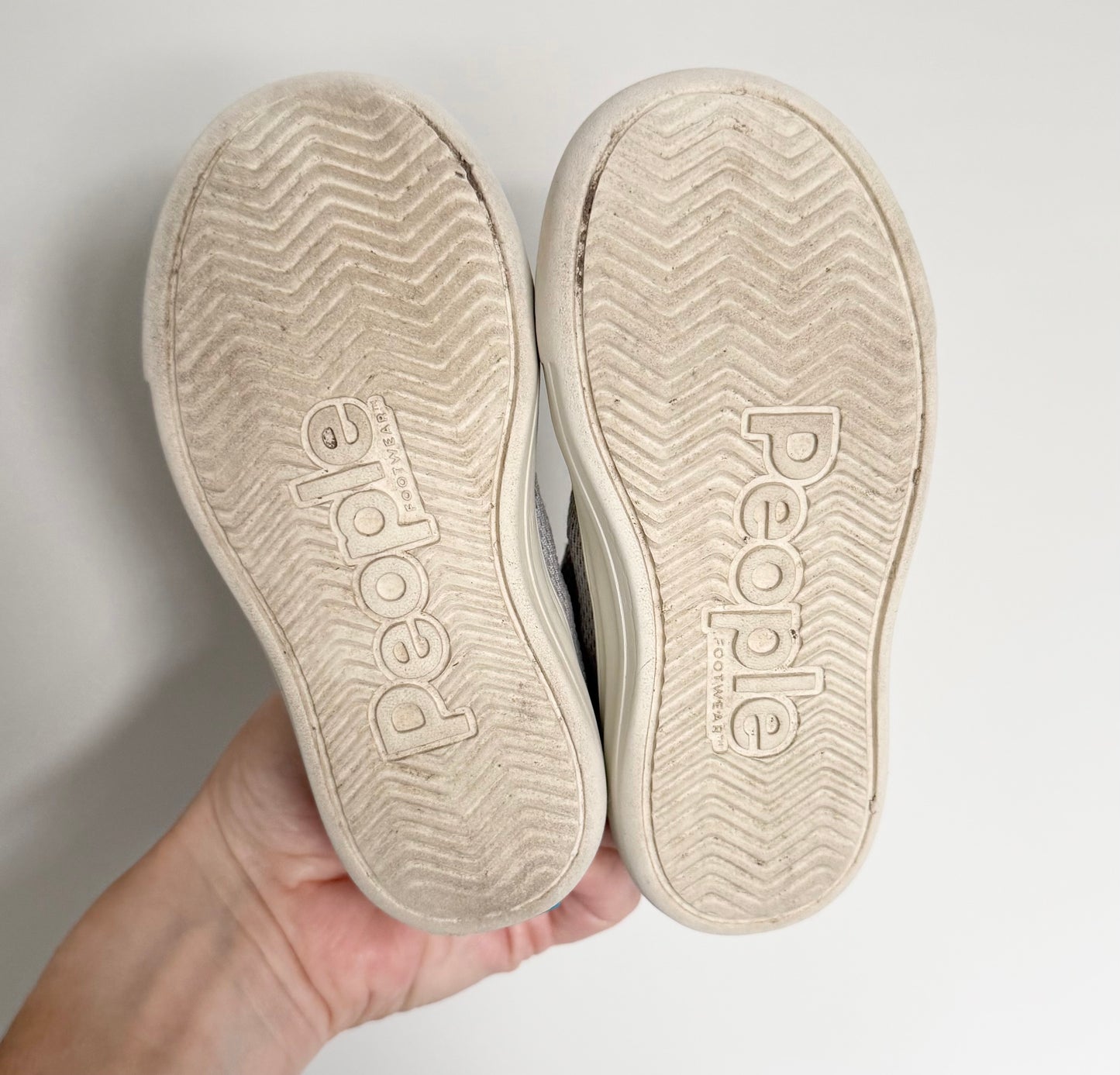 People Light Grey Stretch Lace Slip On Sneakers (7)