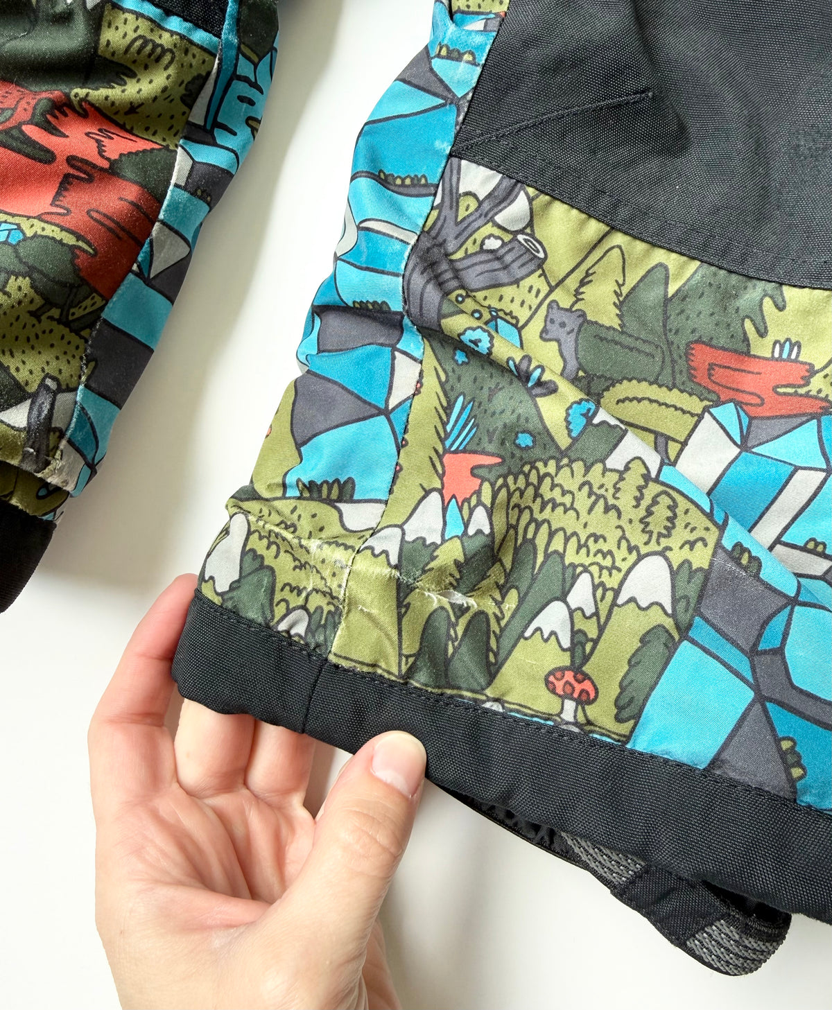 Burton Black & Green Wildlife One Piece Snow Suit (3 Years)