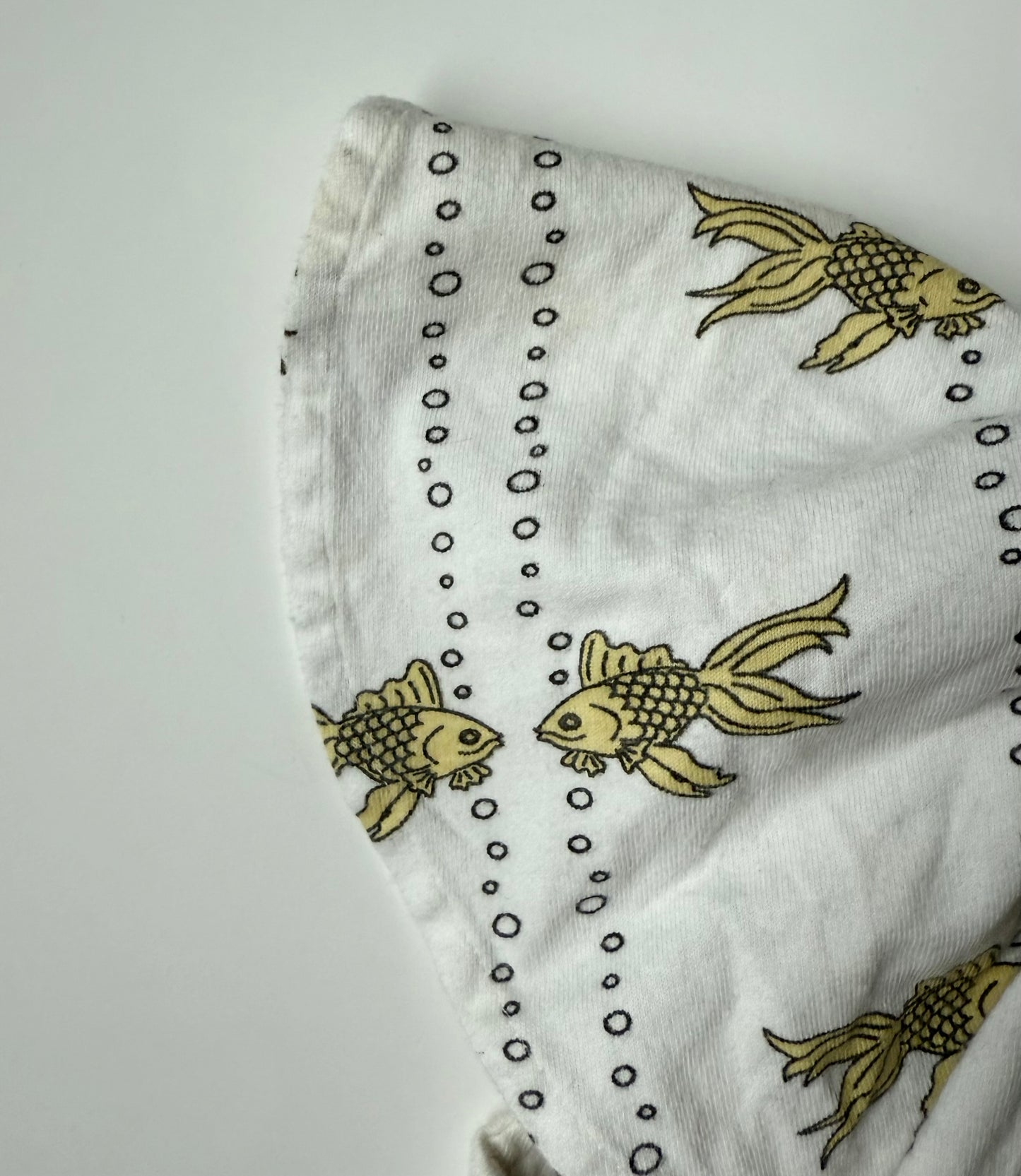 Kate Quinn White & Yellow Goldfish Ruffle Collared Dress (3T)