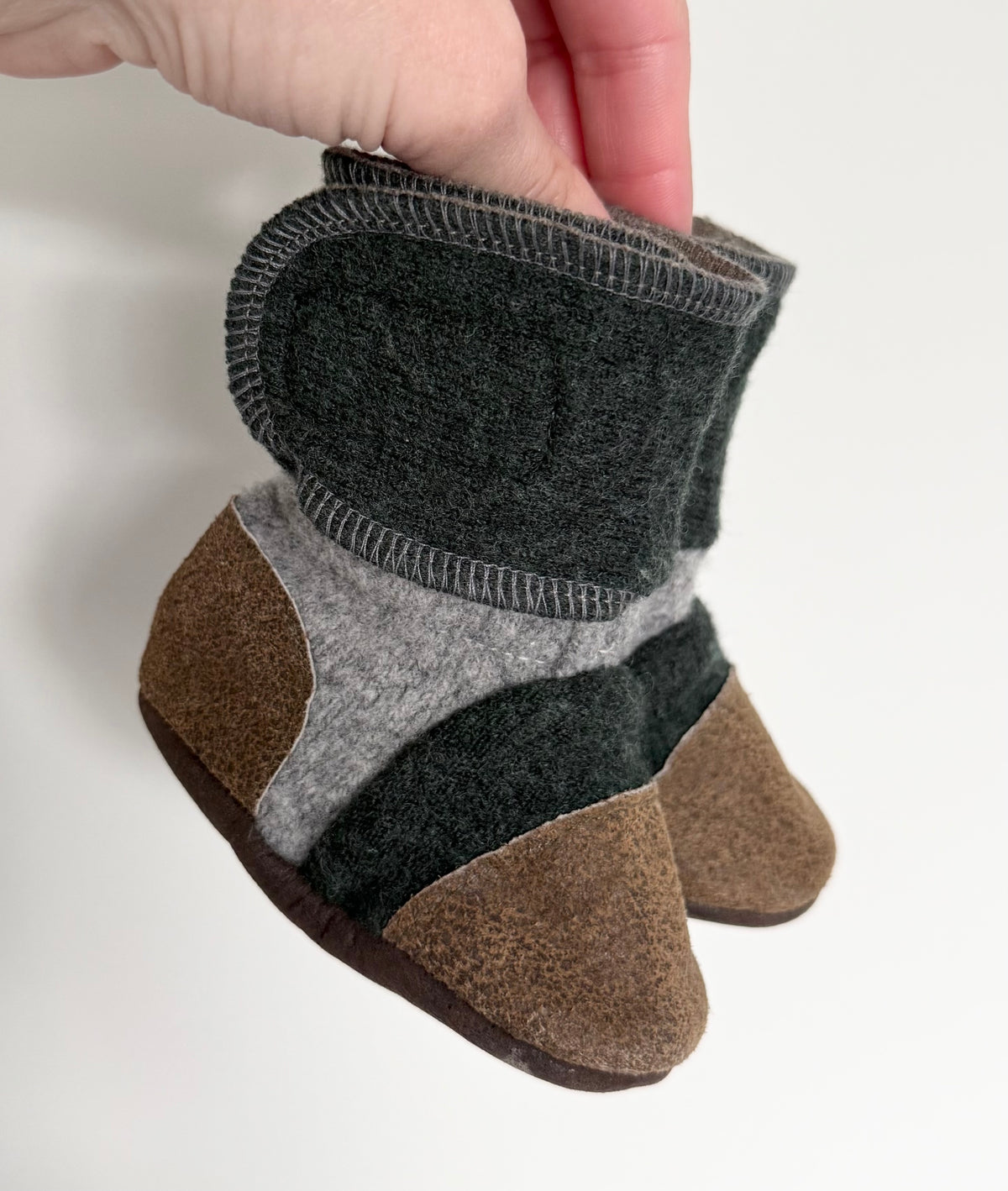 Nooks Green & Grey Wool Booties (2.5/3)