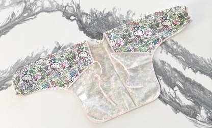 Bumkins Hello Kitty Long Sleeve Food/Craft Smock