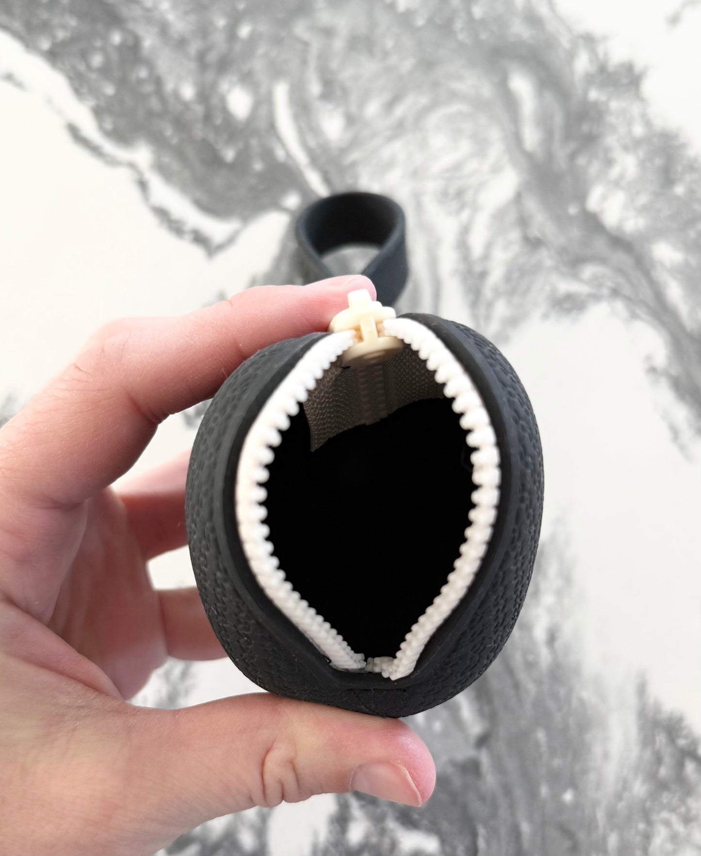Black Rubber Heart Soother Holder