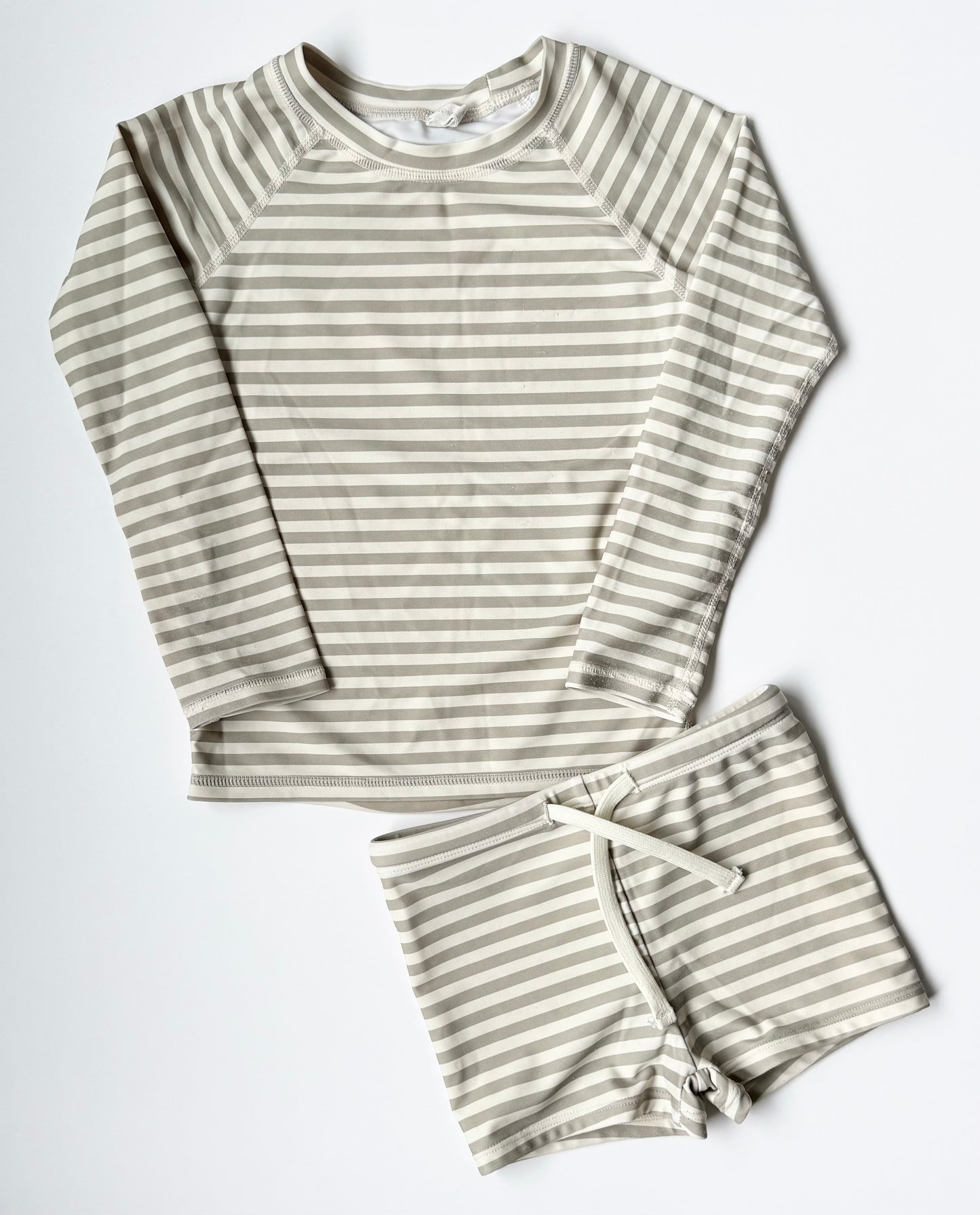 Quincy Mae Green & White Stripes Long Sleeve Rashguard Top & Matching Shorts (4-5 Years)