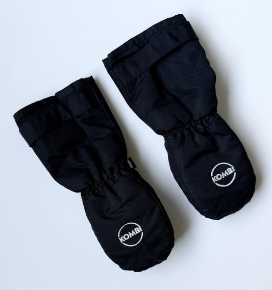 Kombi Black Mittens (4-5 Years)