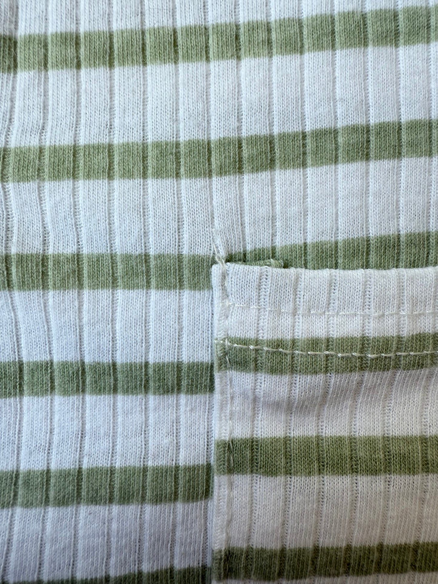 Lila & Jack Green & White Stripped Ribbed Romper (3-6 Months)