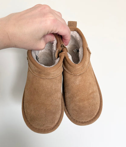 Cushionaire Brown Short Booties (11)