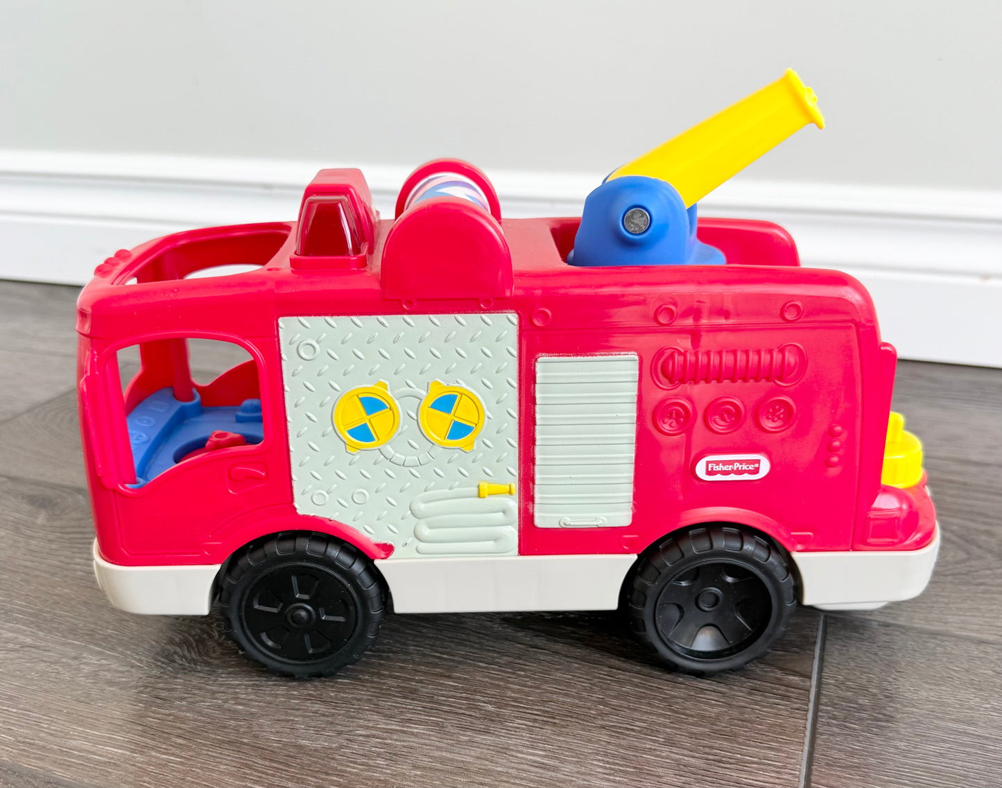 Fisher-Price Little People Helping Others Fire Truck