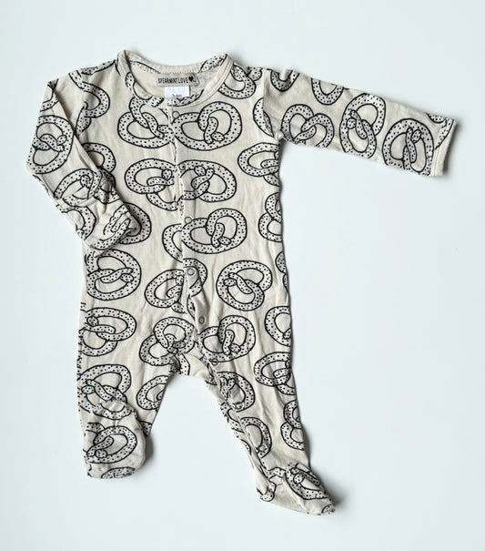 Spearmint Love Off White Pretzels Button Sleeper (3-6 Months)