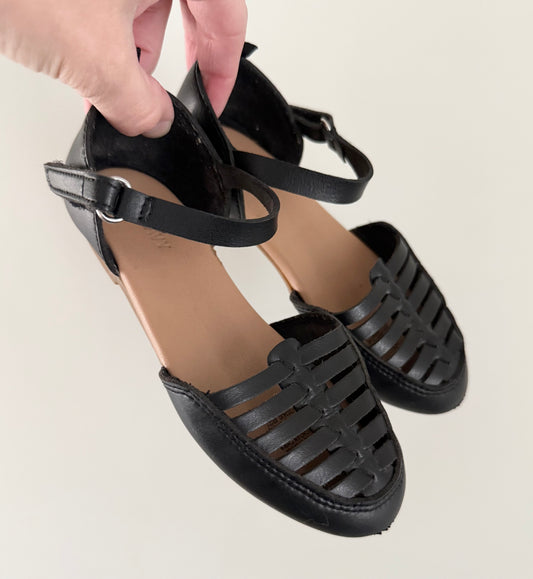 Old Navy Faux-Leather Ankle-Strap Huarache Flats (10)