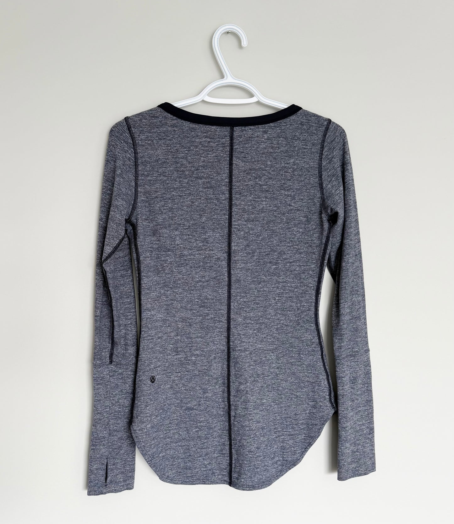 Women’s Lululemon Awesoma Henley in Heathered Inkwell (6)