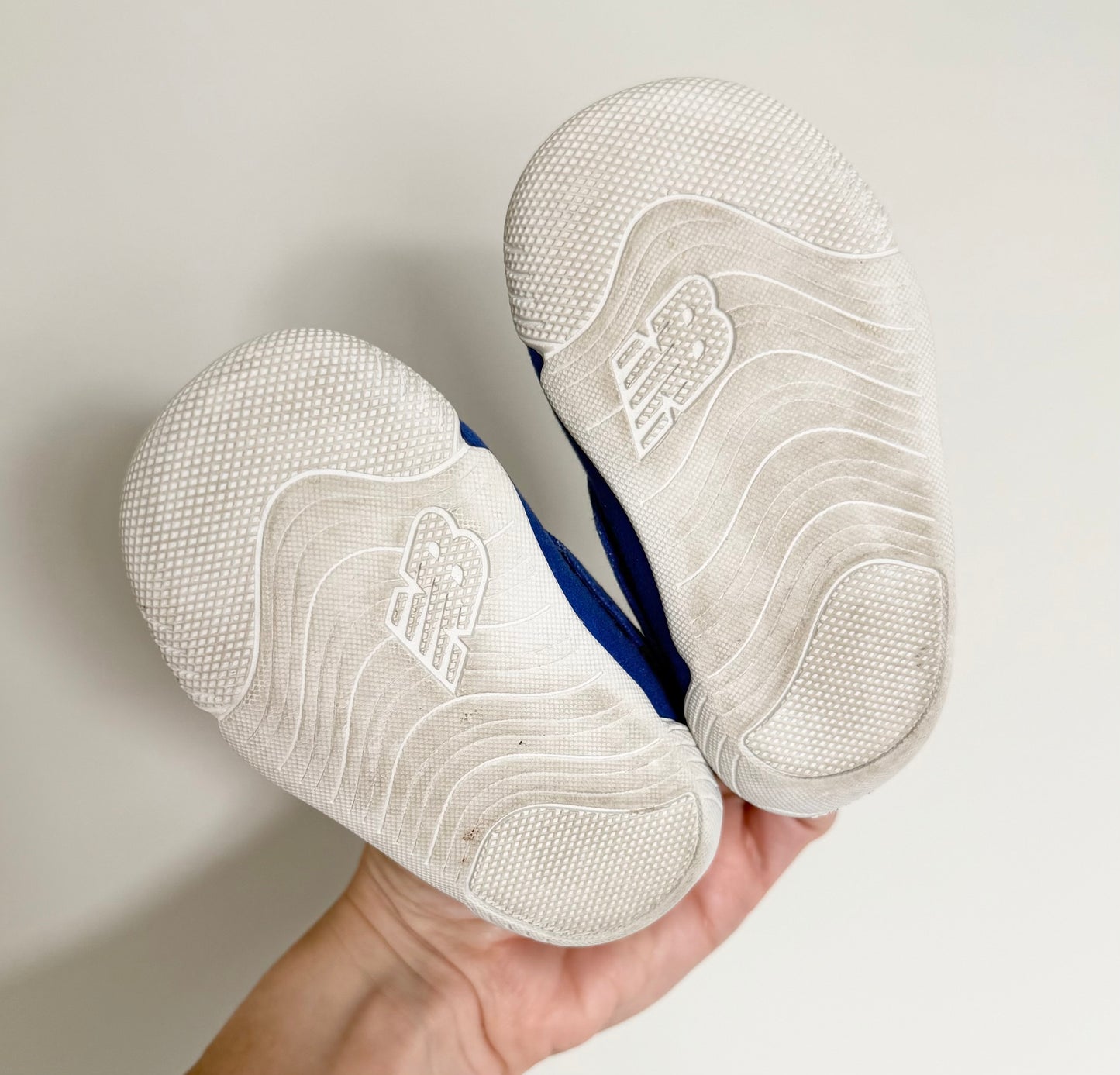 New Balance New-B Hook & Loop Bright Blue Velcro Sneakers (3)