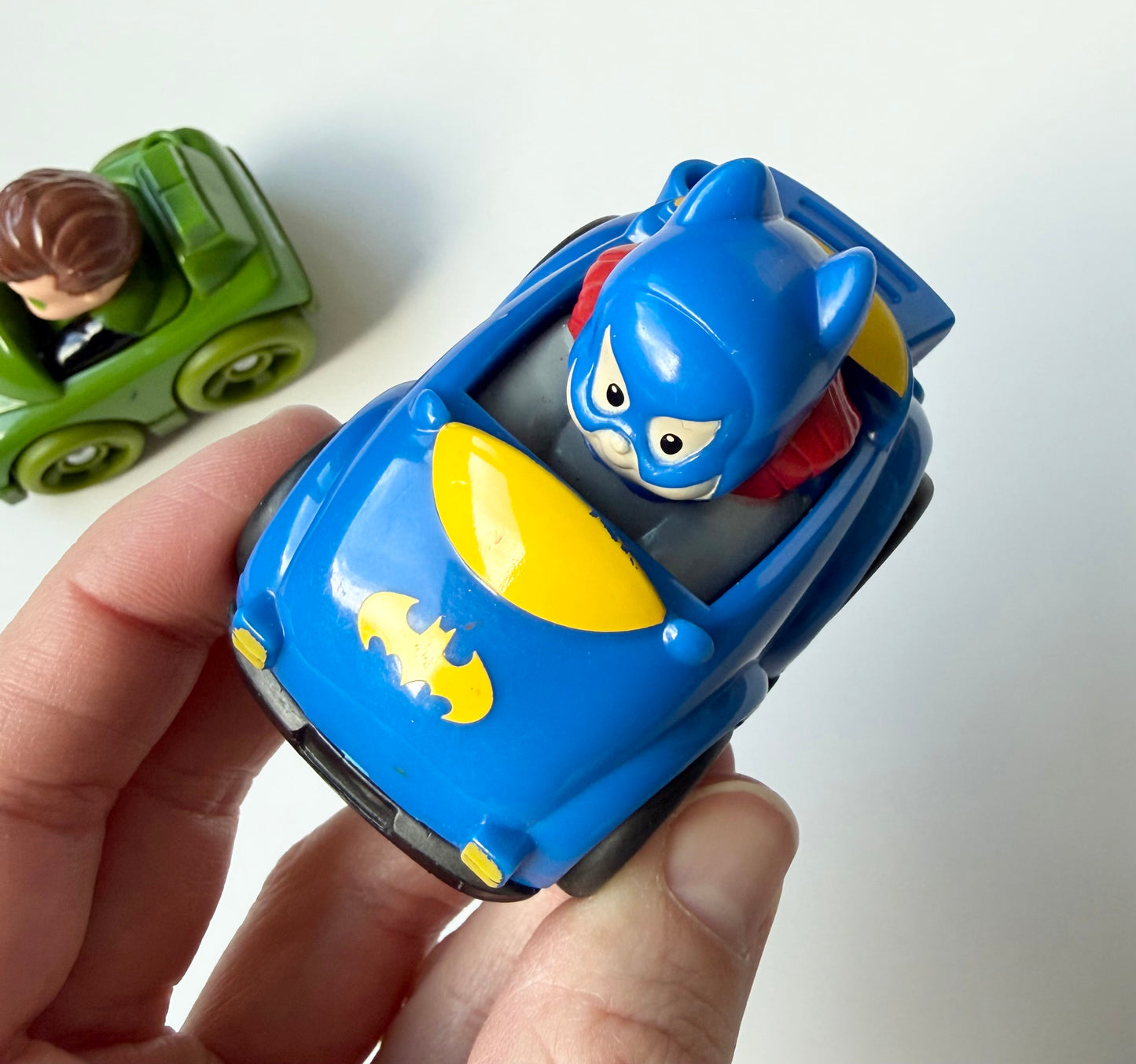 Fisher-Price Little People DC Super Friends Green Lantern & Batgirl Wheelie Bundle