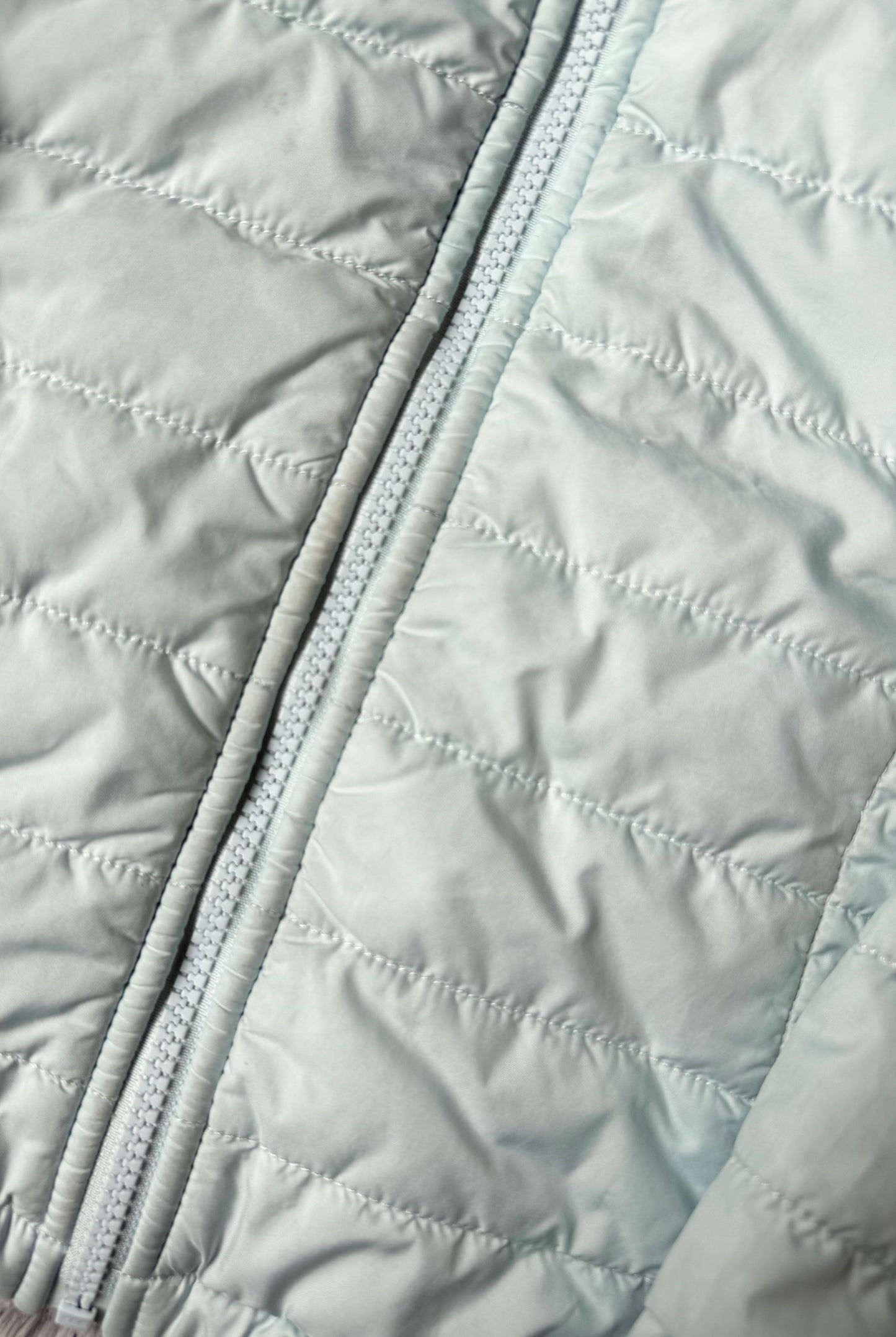 The North Face Mossbud Swirl Light Blue & Grey Fuzzy Reversible Winter Jacket (5T)