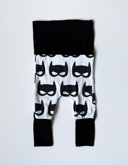 My Sunshine Black & White Batman Grow With Me Leggings (3-6 Months)