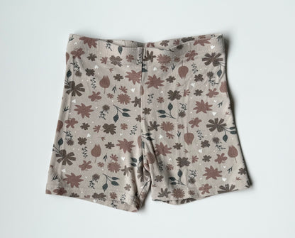 Tiny Button Apparel Beige Floral Biker Shorts (4/5T)