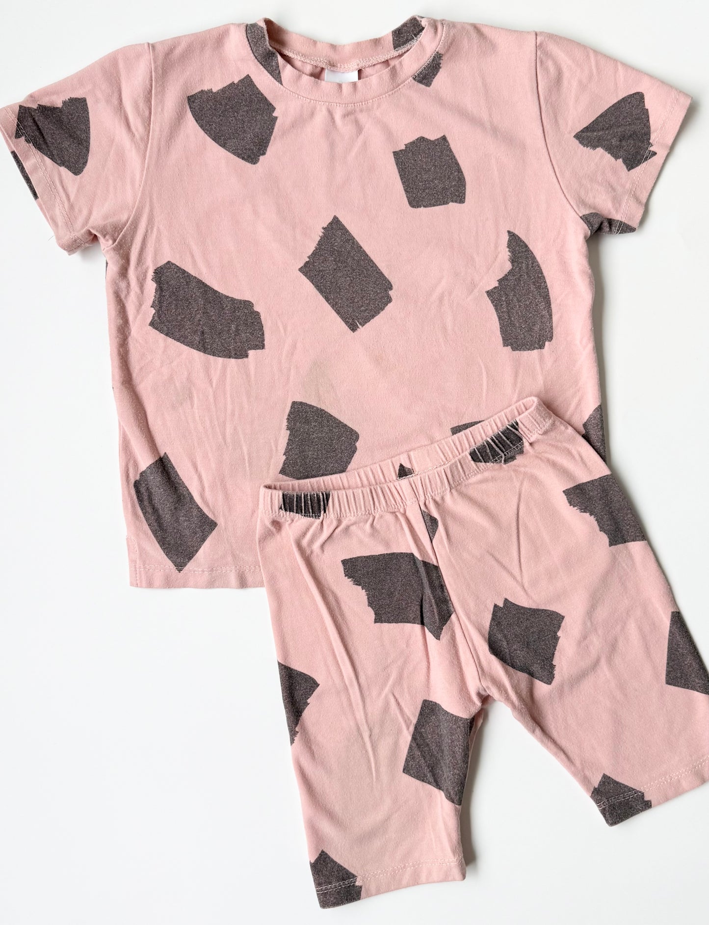 Posh & Cozy Pink & Black Strokes T-Shirt & Matching Biker Shorts Set (3T)