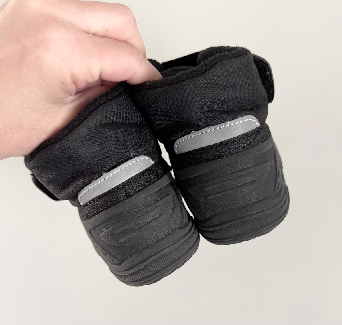 Kamik Wren Lo Black Short Boots (5)