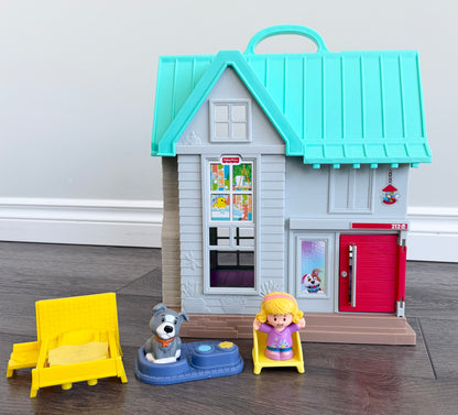Fisher-Price Little People Big Helpers Home Playset - Bilingual Edition