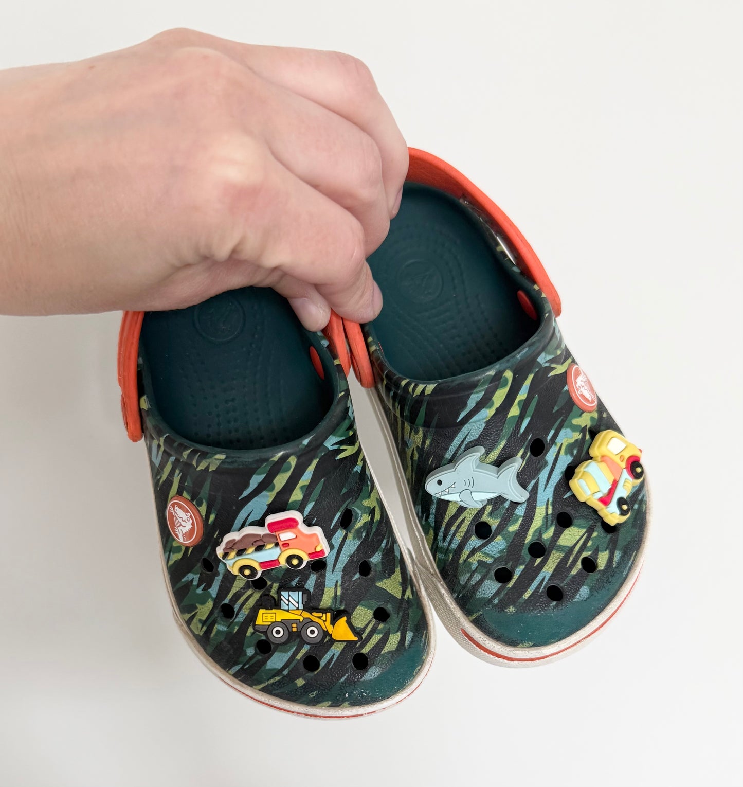 Crocs Camo & Orange Clogs With Fun Jibbitz (8/9)